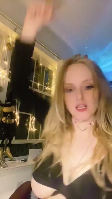 amateur tits big tits nsfw video