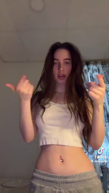 amateur teen tits nsfw video