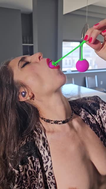 milf tits onlyfans porn video