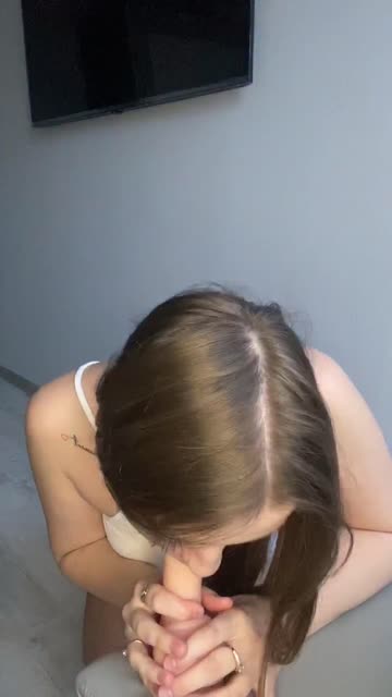 amateur ass big tits hot video