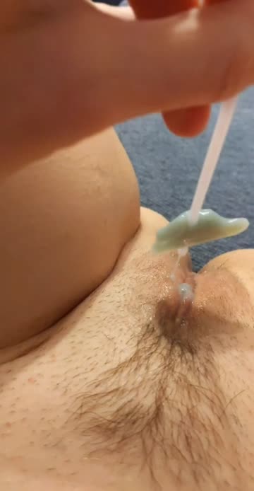 toy grool pussy hot video