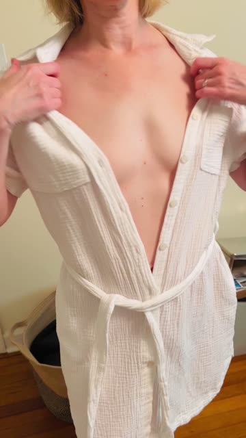 small tits nude wife hot video
