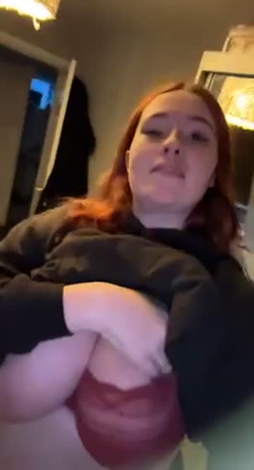 2000s porn cute big tits 20 years old redhead bra nsfw video