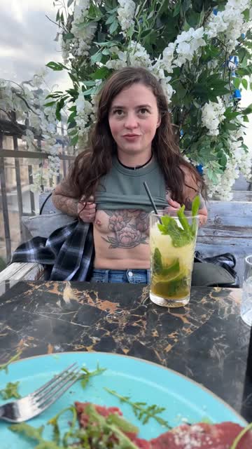 flashing public r/caughtpublic 