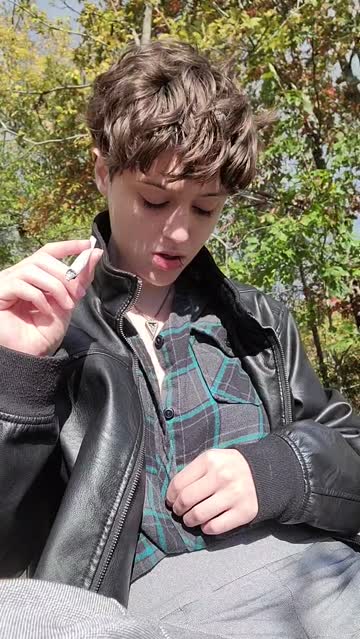 outdoor smoking boobs nsfw video