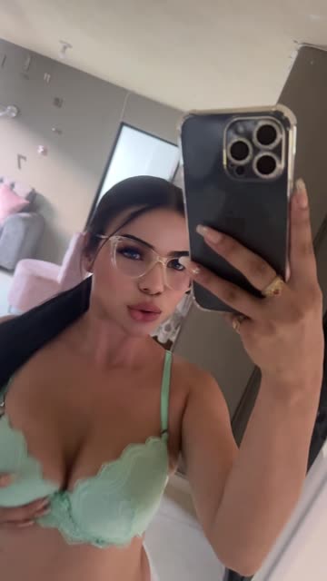 thick tits cute 