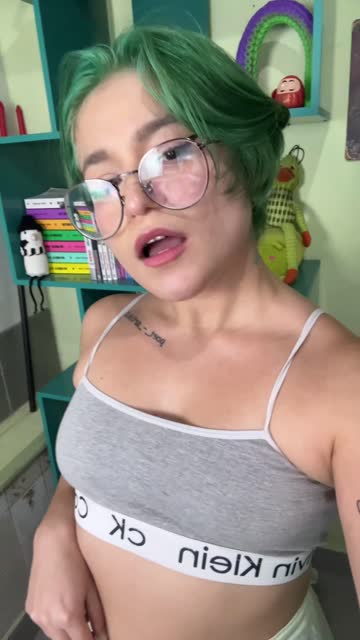 onlyfans camgirl tiktok nsfw video