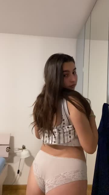 usa 18 years old boobs ass 
