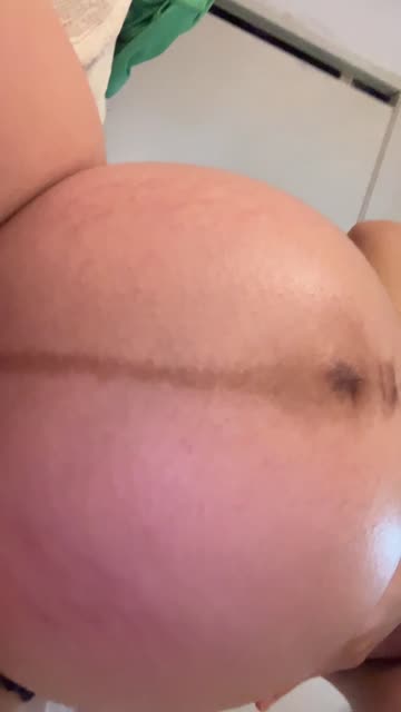 milf pregnant tits nsfw video