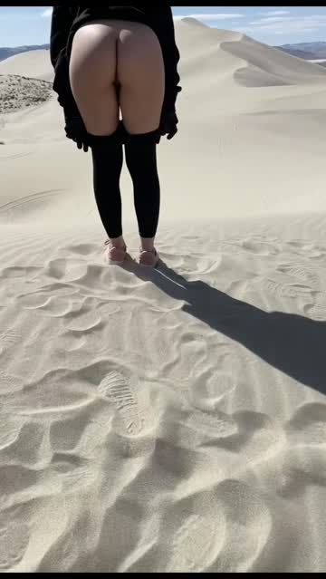 caught outdoor voyeur exhibitionism nsfw video
