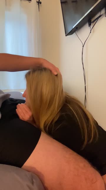 sucking friends hotwife 