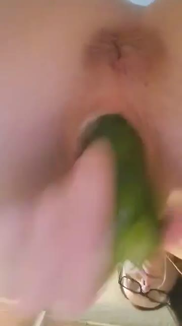 slut cucumber masturbating porn video
