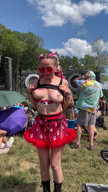 onlyfans public tits 