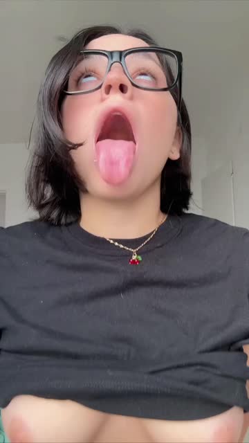 cute brunette teen free porn video