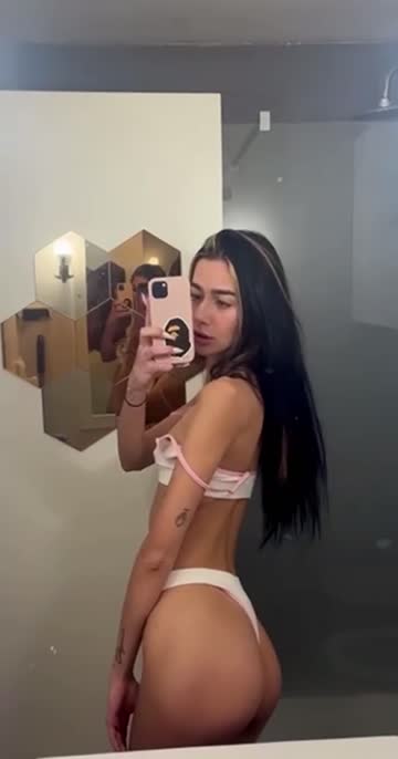 brunette onlyfans latina nsfw video