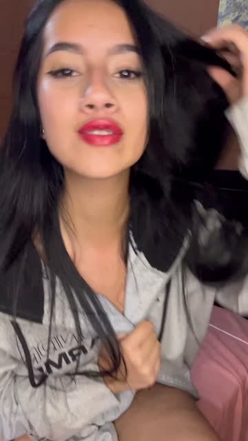brunette solo latina hot video