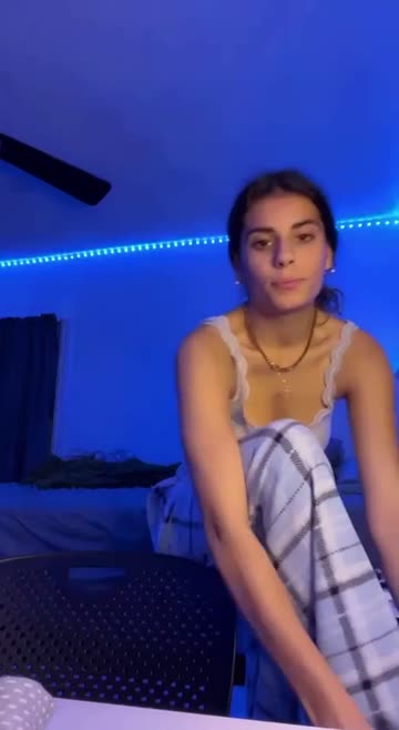 amateur tits cute teen 