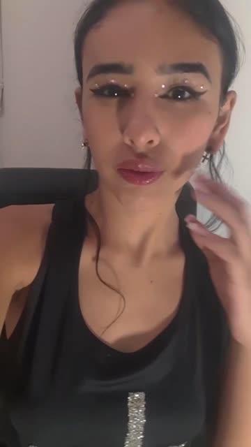 brunette latina solo nsfw video