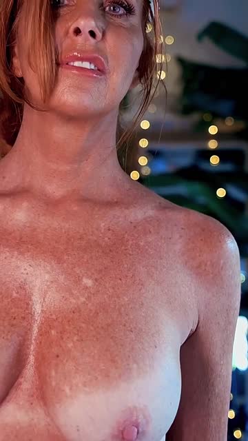 fit milf boobs 