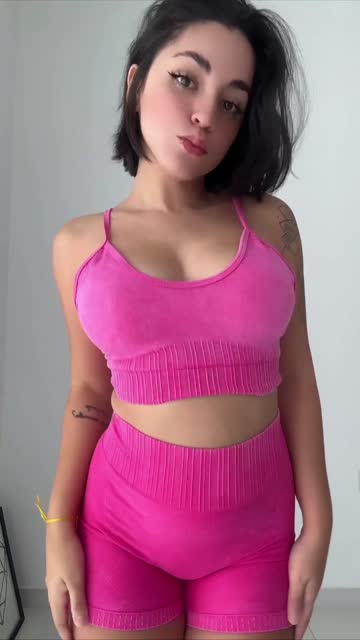 teen babe natural tits 