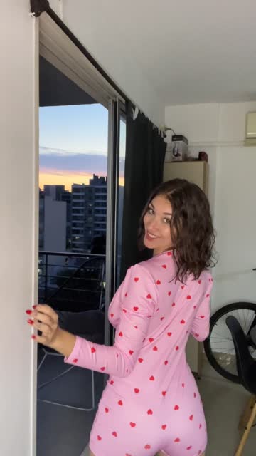 dancing latina tiktok hot video