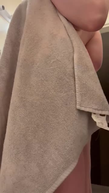shower pale pawg chubby towel sideboob sex video