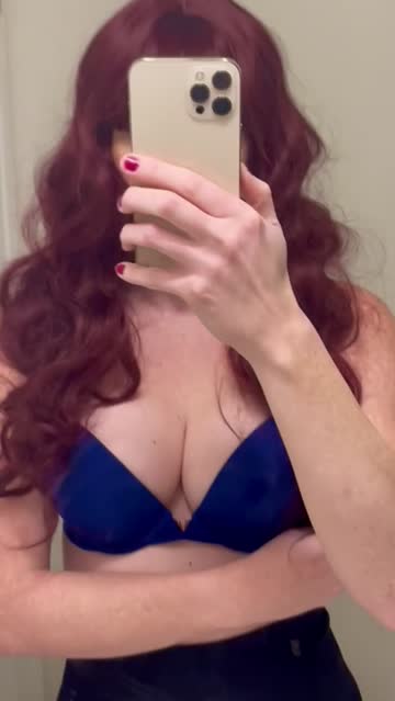 boobs tease redhead free porn video