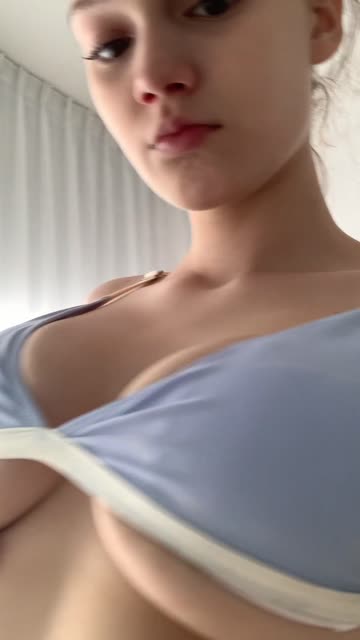 onlyfans big tits teen 