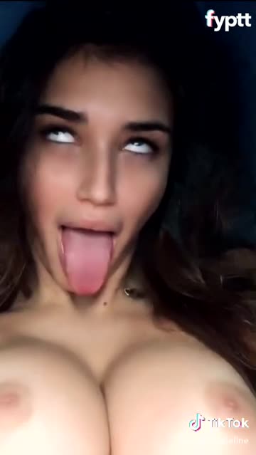 tiktok big tits teen porn video