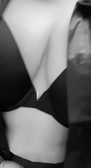 tease dressing room tits hotwife amateur barefootmilf sex video