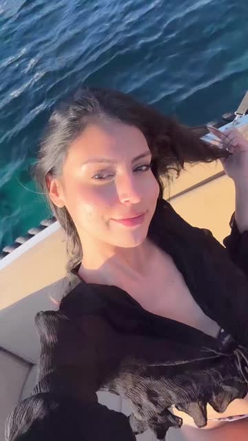 latina solo brunette porn video