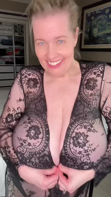 onlyfans milf big tits tits 