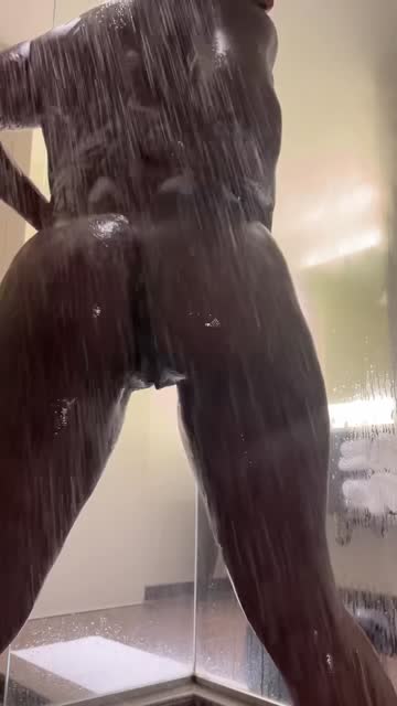 ebony big ass soapy shower xxx video