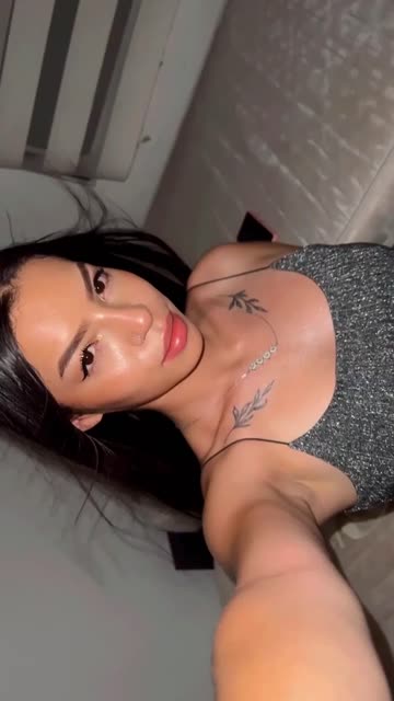 latina brunette solo xxx video