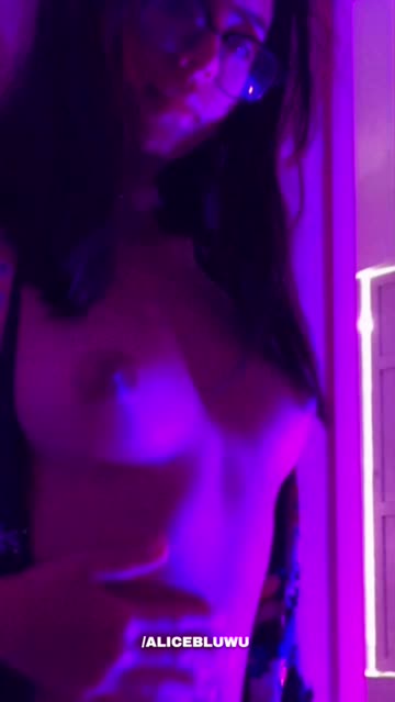 tits areolas nipples teen latina nsfw video