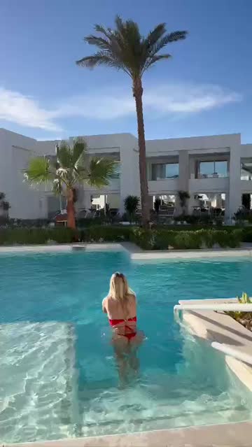 onlyfans blonde cute 