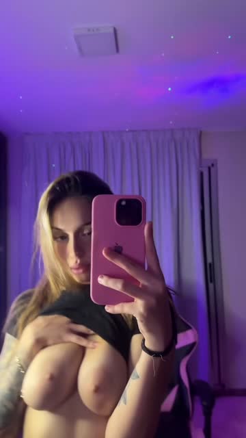 teen onlyfans cumshot 