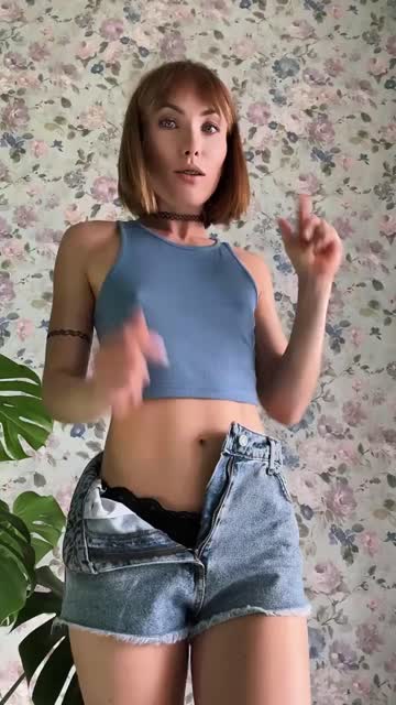petite milf tiktok 