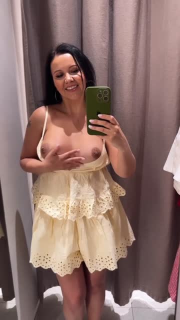onlyfans tits milf amateur fitting room free porn video