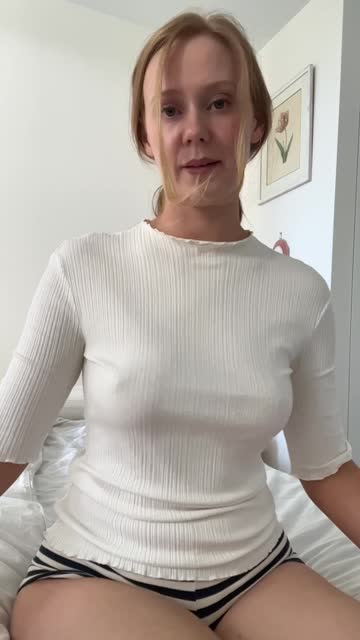 boobs teen 18 years old 