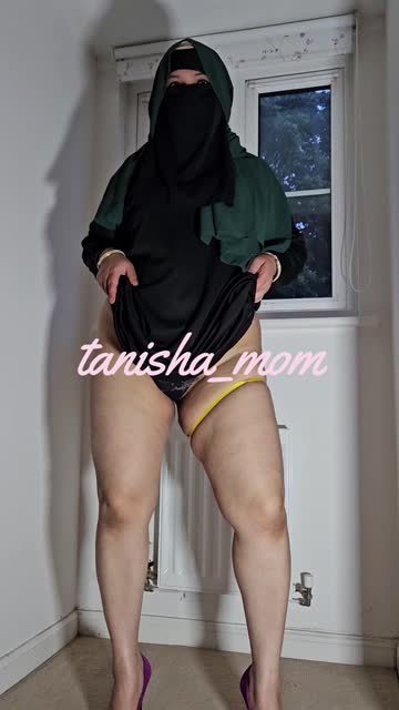 amateur milf big tits 