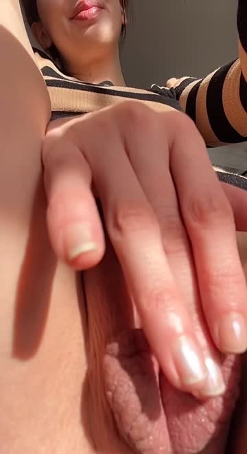 pussy lips clit rubbing masturbating labia butterfly clit hot video