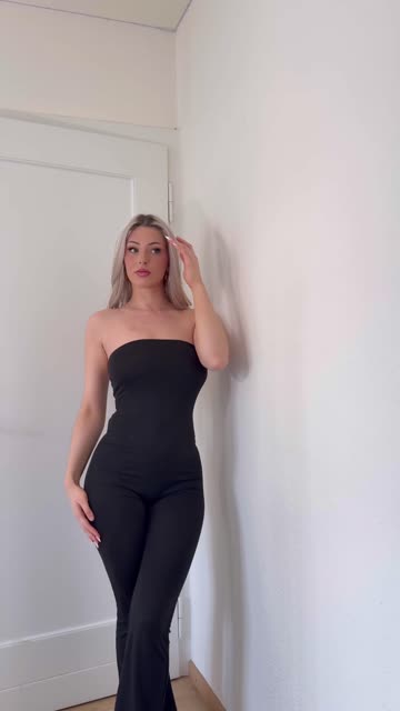blonde cute teen 