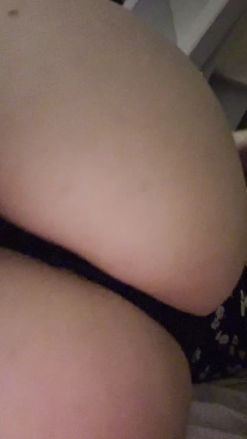 solo latina brunette hot video