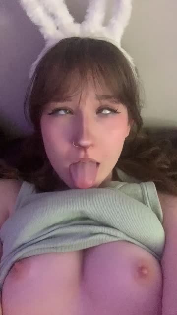 petite natural tits amateur brunette nsfw video