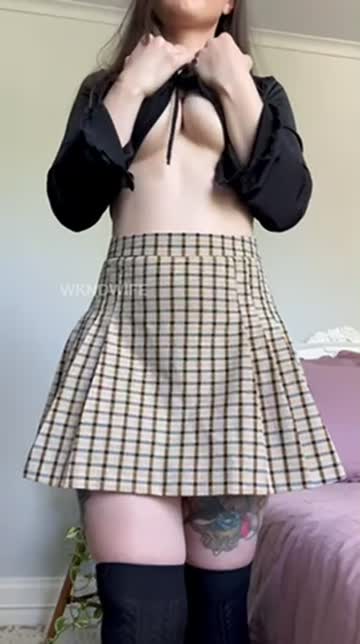underboob skirt tease 