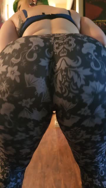 huge ass jiggle onlyfans ass goth bbw booty nsfw video