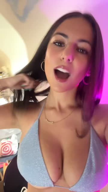 tits babe petite natural tits boobs xxx video