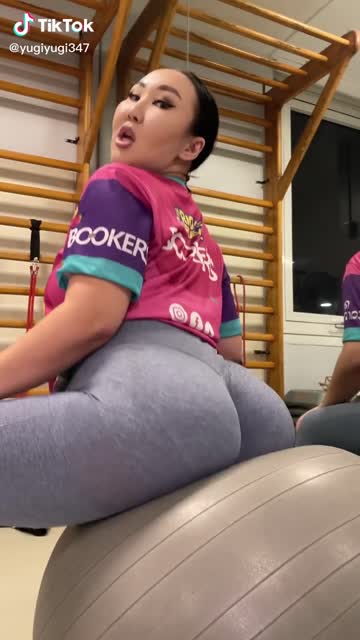 ass booty brunette petite big ass hot video