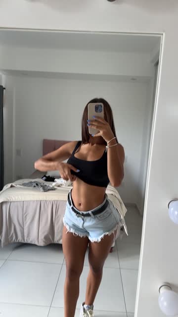 boobs cute latina 